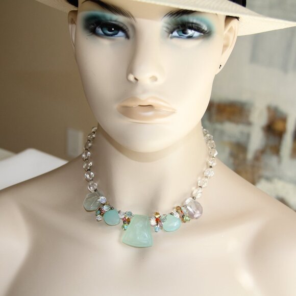 Chalcedony, Milky Quartz, Clear Quartz and Crystal Necklace. Gorgeous - Picture 11 of 13